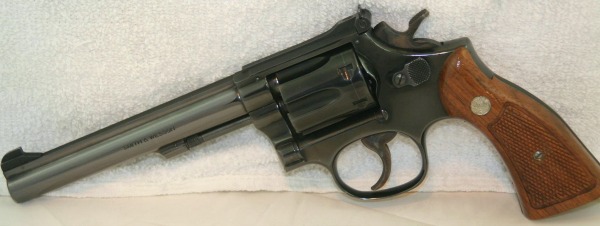 S&W Model 48-4